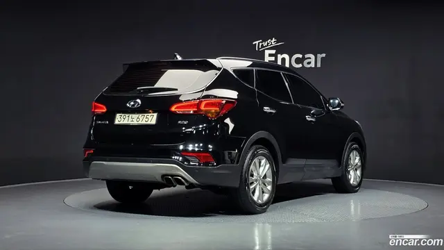 Main__Slider__Photo:Santafe Hyundai 2018.0-1