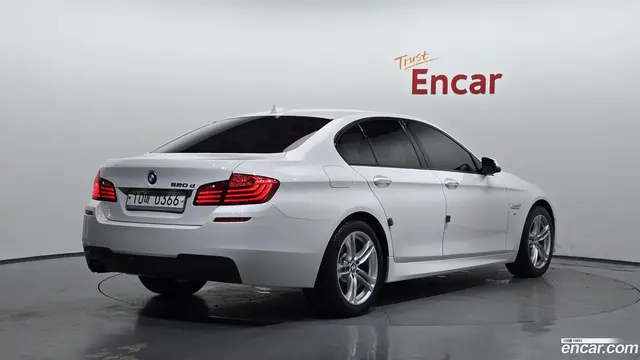 Main__Slider__Photo:5-Series BMW 2016.9-1