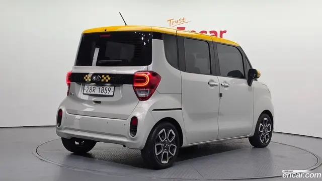 Main__Slider__Photo:RAY Kia 2018.5-1