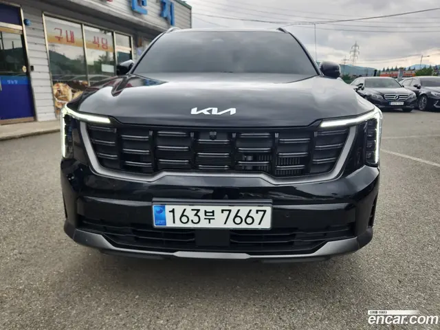 Main__Slider__Photo:Sorento Kia 2023.9-1