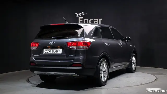 Main__Slider__Photo:Sorento Kia 2016.2-1