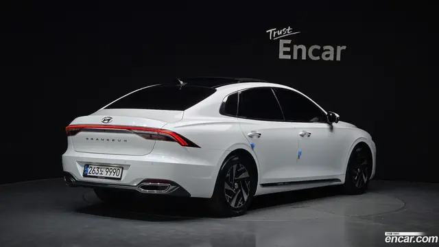 Main__Slider__Photo:Grandeur Hyundai 2020.11-1
