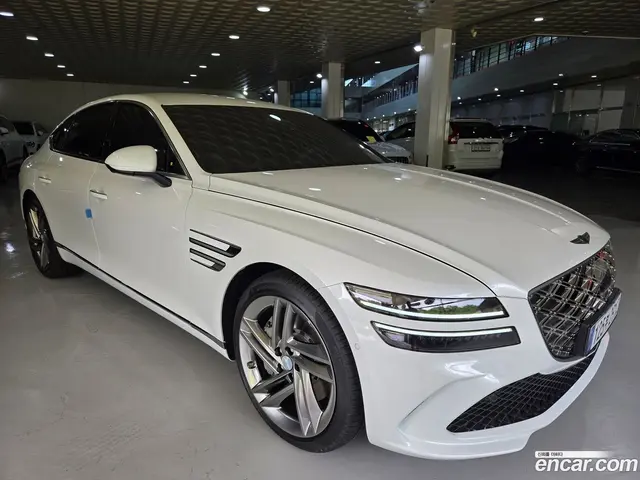 Main__Slider__Photo:G80 Genesis 2026.4-1