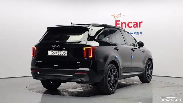Main__Slider__Photo:Sorento Kia 2024.4-1