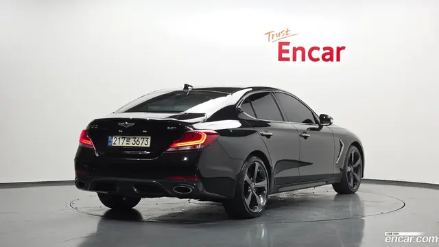 Main__Slider__Photo:G70 Genesis 2019.2-1