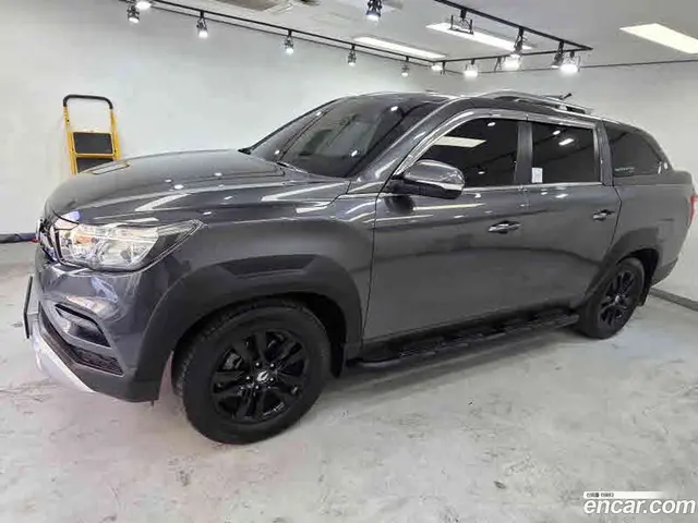 Main__Slider__Photo:Rexton KG Mobility 2020.7-1