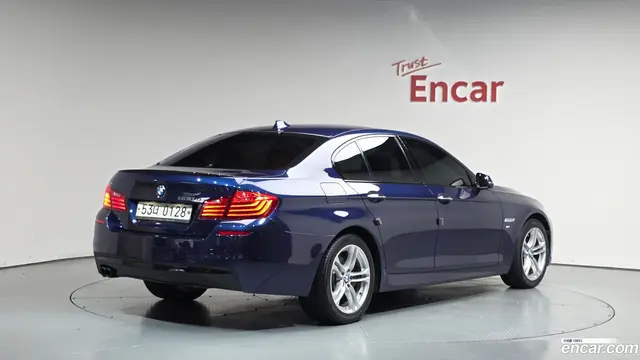 Main__Slider__Photo:5-Series BMW 2016.8-1