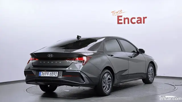 Main__Slider__Photo:AVANTE Hyundai 2023.8-1