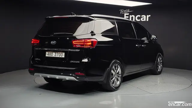 Main__Slider__Photo:Canival Kia 2019.3-1