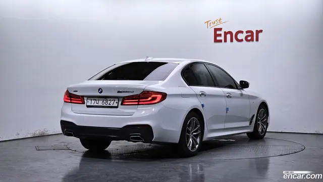 Main__Slider__Photo:5-Series BMW 2017.5-1