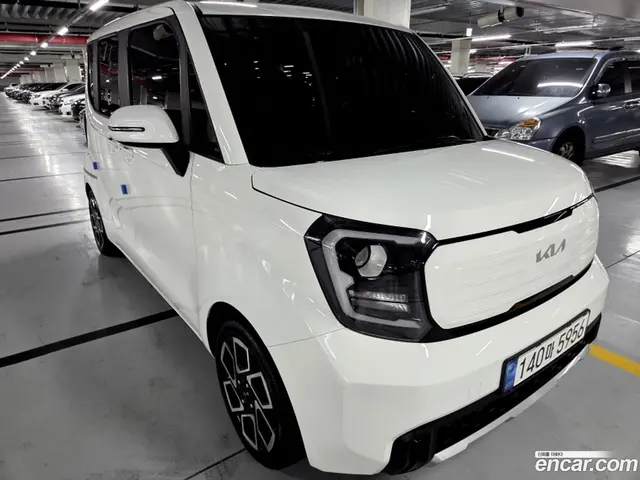 Main__Slider__Photo:RAY Kia 2023.3-1