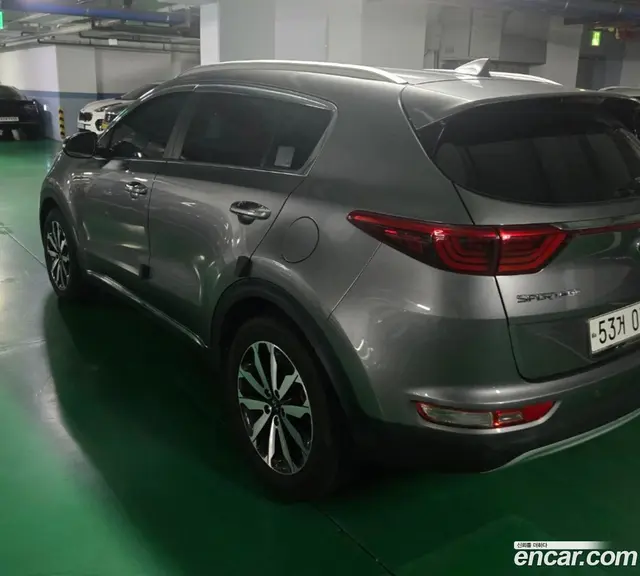 Main__Slider__Photo:Sportage Kia 2016.9-1