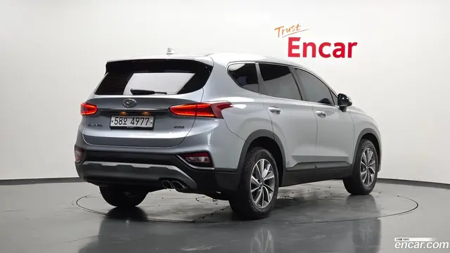 Main__Slider__Photo:Santafe Hyundai 2018.6-1