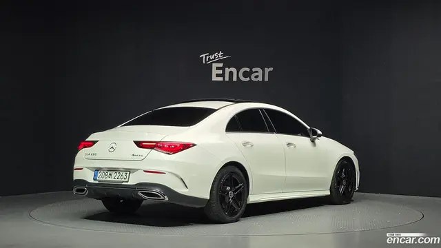 Main__Slider__Photo:CLA-Class Mercedes-Benz 2022.1-1