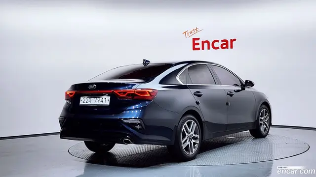 Main__Slider__Photo:K3 Kia 2018.4-1