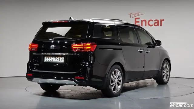 Main__Slider__Photo:Canival Kia 2019.11-1