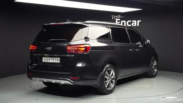 Main__Slider__Photo:Canival Kia 2019.11-1