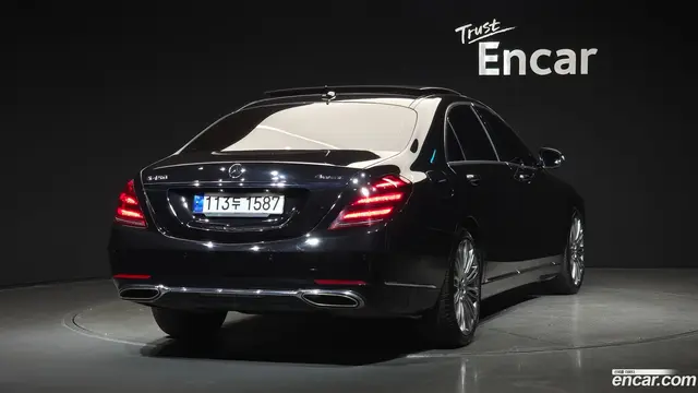 Main__Slider__Photo:S-Class Mercedes-Benz 2019.2-1