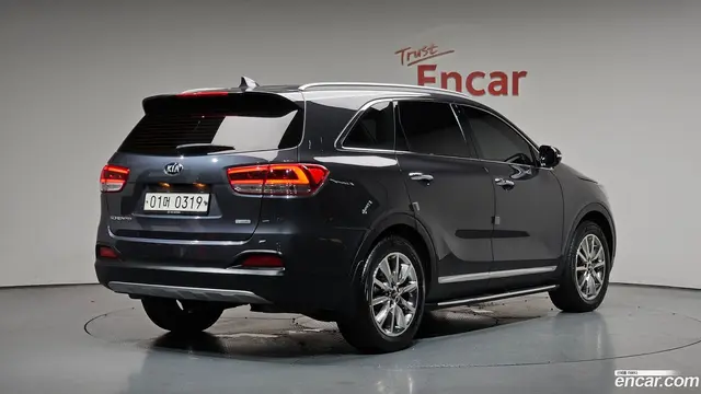 Main__Slider__Photo:Sorento Kia 2016.6-1