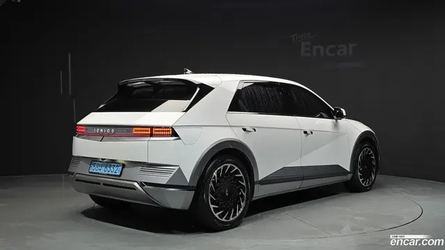 Main__Slider__Photo:Ioniq5 Hyundai 2022.2-1