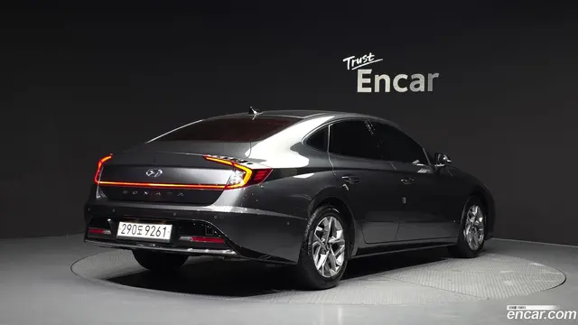 Main__Slider__Photo:Sonata Hyundai 2022.3-1