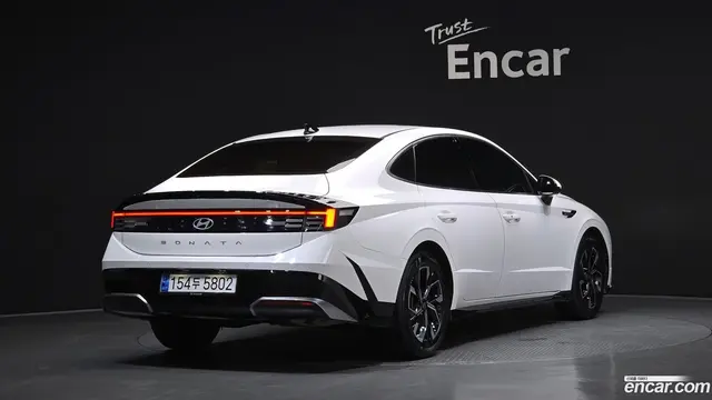 Main__Slider__Photo:Sonata Hyundai 2023.5-1