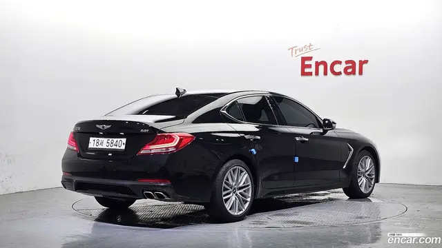 Main__Slider__Photo:G70 Genesis 2019.6-1