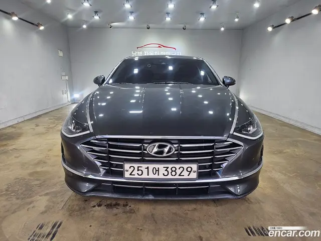 Main__Slider__Photo:Sonata Hyundai 2020.11-1