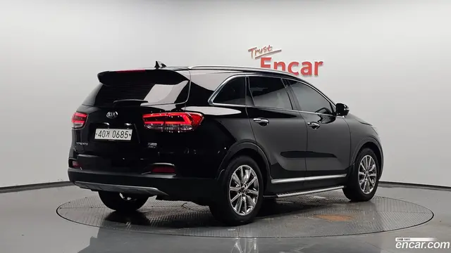 Main__Slider__Photo:Sorento Kia 2016.4-1