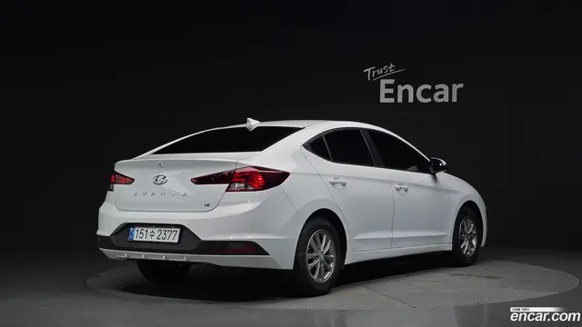 Main__Slider__Photo:AVANTE Hyundai 2019.4-1