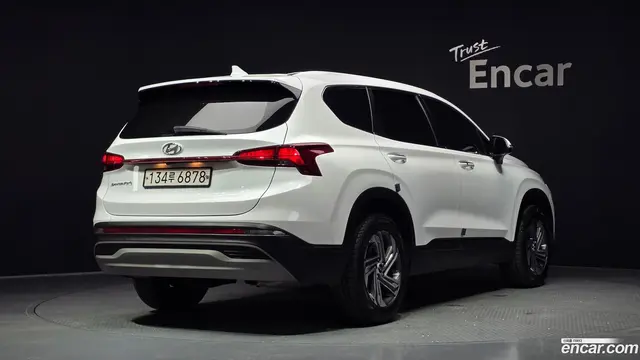 Main__Slider__Photo:Santafe Hyundai 2020.6-1