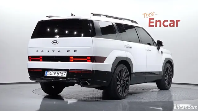 Main__Slider__Photo:Santafe Hyundai 2023.9-1