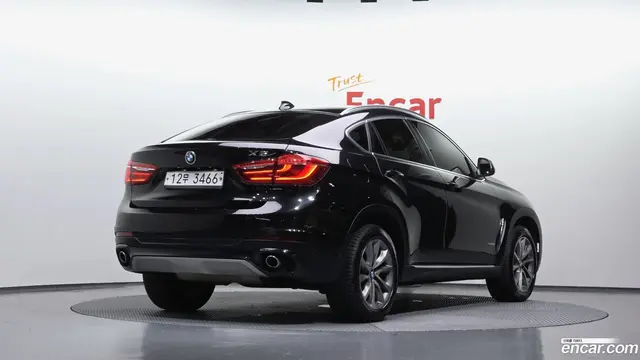 Main__Slider__Photo:X6 BMW 2015.3-1