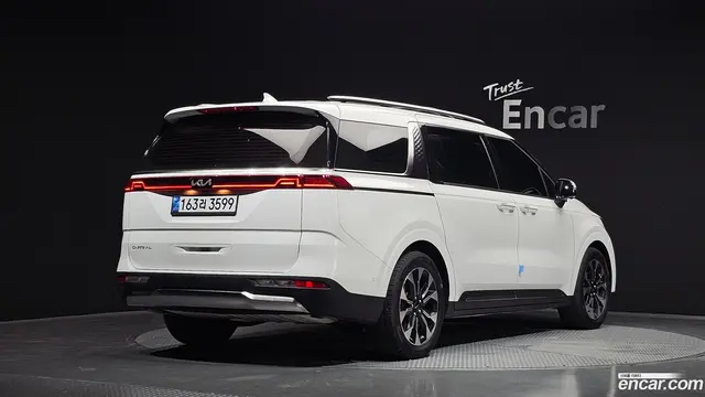Main__Slider__Photo:Canival Kia 2022.10-1