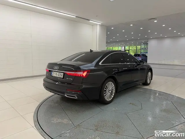Main__Slider__Photo:A6 Audi 2021.0-1
