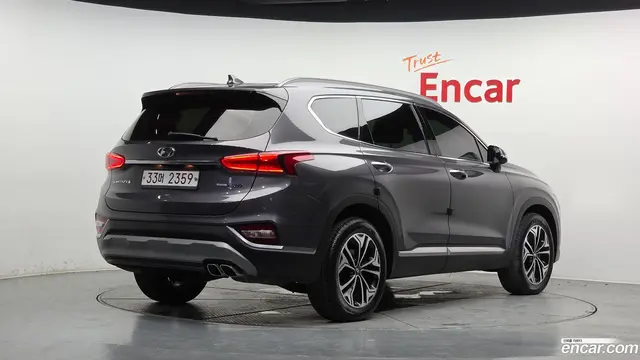Main__Slider__Photo:Santafe Hyundai 2018.7-1