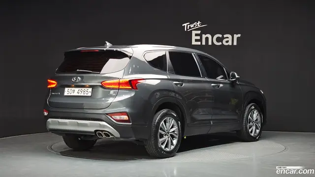 Main__Slider__Photo:Santafe Hyundai 2019.4-1