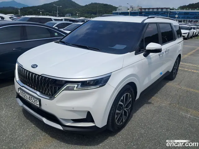 Main__Slider__Photo:Canival Kia 2021.2-1