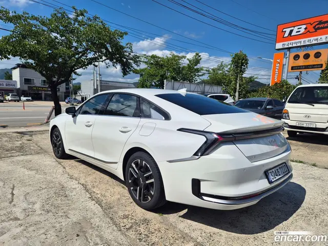 Main__Slider__Photo:K8 Kia 2025.5-1