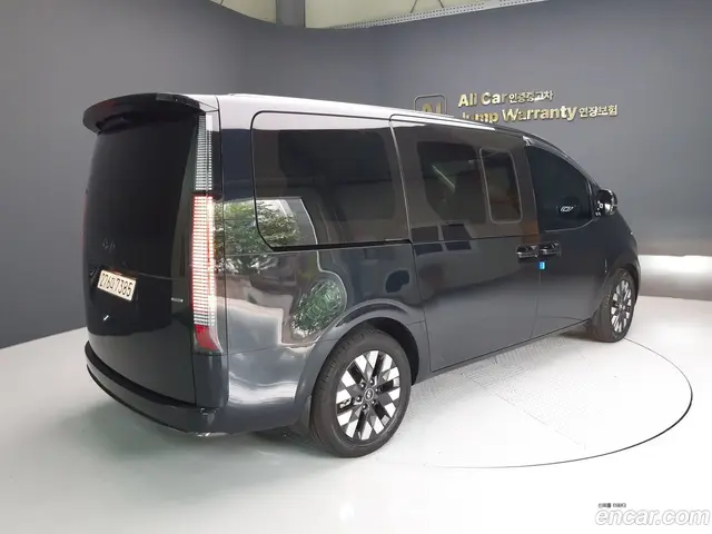 Main__Slider__Photo:Staria Hyundai 2023.0-1