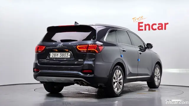 Main__Slider__Photo:Sorento Kia 2018.0-1