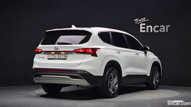 Main__Slider__Photo:Santafe Hyundai 2020.10-1