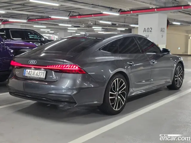 Main__Slider__Photo:A7 Audi 2024.5-1