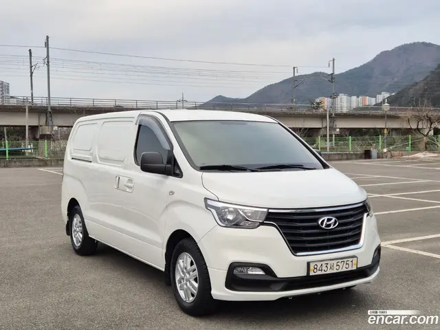 Main__Slider__Photo:Starex Hyundai 2020.1-1