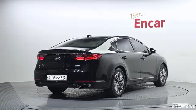 Main__Slider__Photo:K7 Kia 2019.4-1