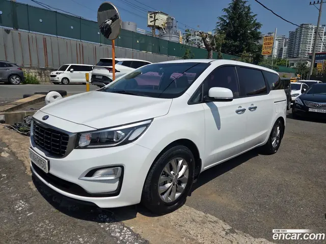 Main__Slider__Photo:Canival Kia 2020.5-1