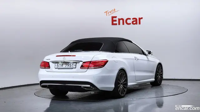 Main__Slider__Photo:E-Class Mercedes-Benz 2014.10-1