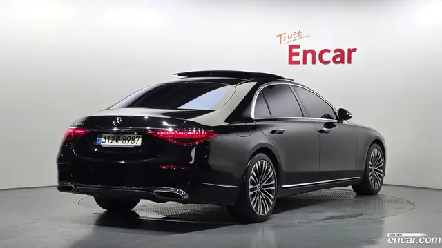 Main__Slider__Photo:S-Class Mercedes-Benz 2021.5-1