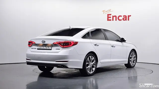 Main__Slider__Photo:Sonata Hyundai 2016.8-1
