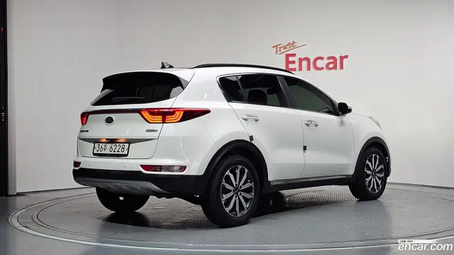 Main__Slider__Photo:Sportage Kia 2017.2-1